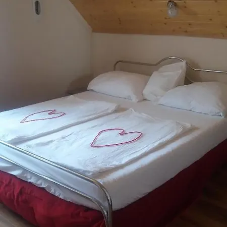 Vakacio Apartman Apartment