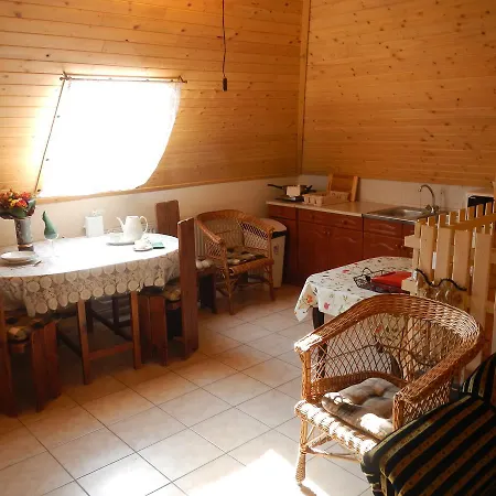 شقة Vakacio Balatonalmádi