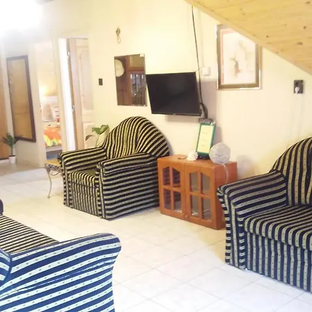 Apartment Vakacio Apartman